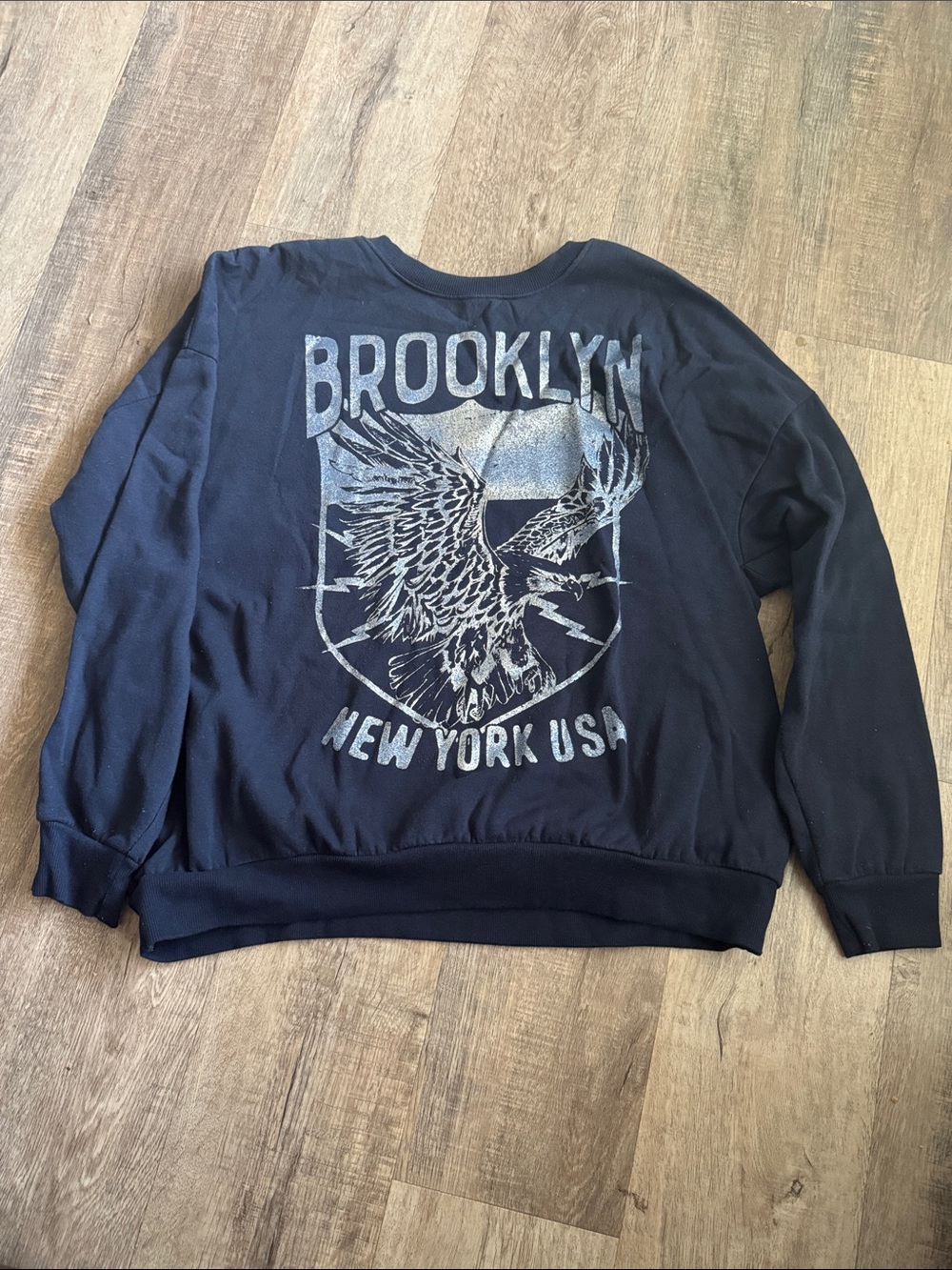 Women’s Brooklyn Graphic Crewneck Sweater - navy